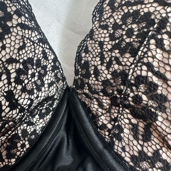 Victoria’s Secret dream angels black lace push up bra size 34DD - Picture 6 of 12